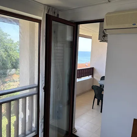 Apartament In Arena 1 With Sea View